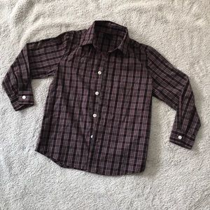 VanHeusen boy’s button down collar shirt